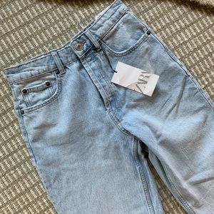 New Zara Light Denim - High waisted button jeans - Straight leg